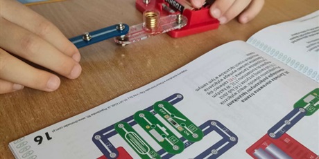 ODKRYWAMY SEKRETY ELEKTRONIKI